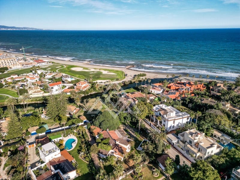 7 bedroom Villa for sale in New Golden Mile with garage - € 2,100,000 (Ref: 9719841)