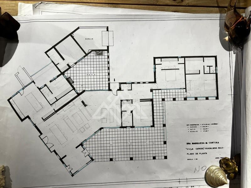 7 bedroom Villa for sale in New Golden Mile with pool garage - € 2,100,000 (Ref: 9719841)