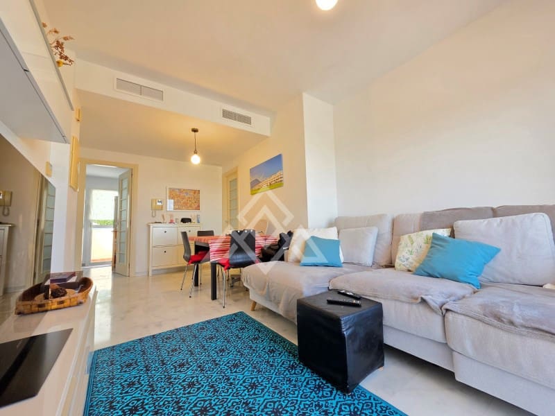 2 bedroom Penthouse for sale in Estepona with pool garage - € 349,900 (Ref: 9726583)