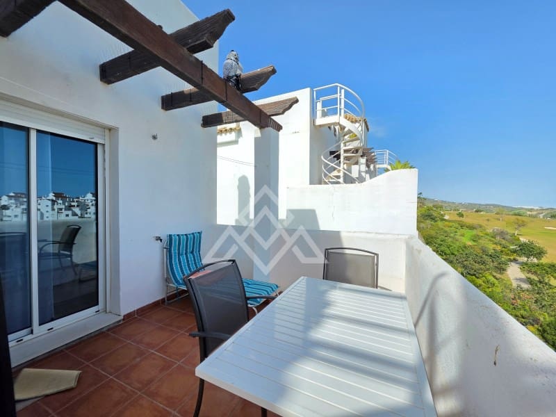 2 bedroom Penthouse for sale in Estepona with pool garage - € 349,900 (Ref: 9726583)