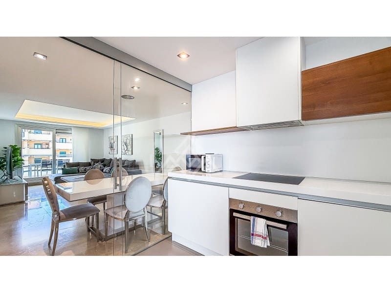 Ático de 3 habitaciones en San Pedro de Alcantara en venta con garaje - 675.000 € (Ref: 9726584)