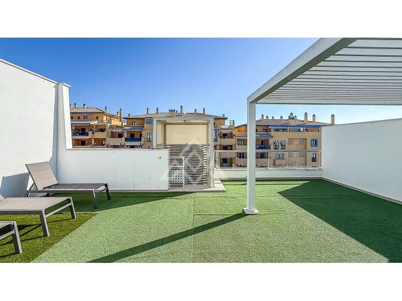 Ático de 3 habitaciones en San Pedro de Alcantara en venta con garaje - 675.000 € (Ref: 9726584)