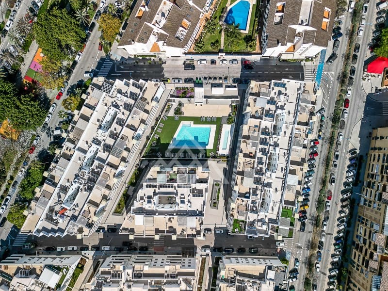 Ático de 3 habitaciones en San Pedro de Alcantara en venta con garaje - 675.000 € (Ref: 9726584)