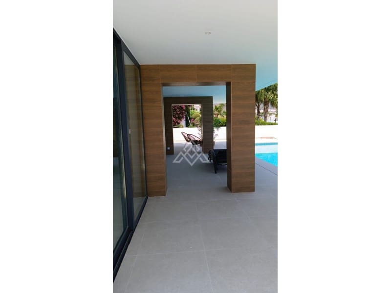 3 makuuhuone Huvila myytävänä paikassa Estepona - 1 440 000 € (Ref: 9747787)