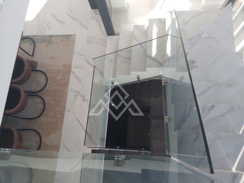 3 makuuhuone Huvila myytävänä paikassa Estepona - 1 440 000 € (Ref: 9747787)