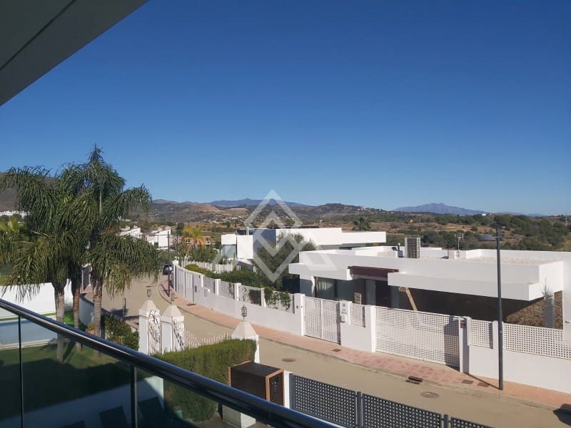 3 makuuhuone Huvila myytävänä paikassa Estepona - 1 440 000 € (Ref: 9747787)