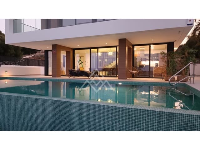 3 makuuhuone Huvila myytävänä paikassa Valle Romano Golf, Estepona - 1 440 000 € (Ref: 9747787)