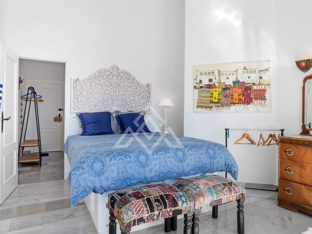 3 chambre Maison de Ville à vendre à Estepona avec piscine garage - 619 000 € (Ref: 9747788)