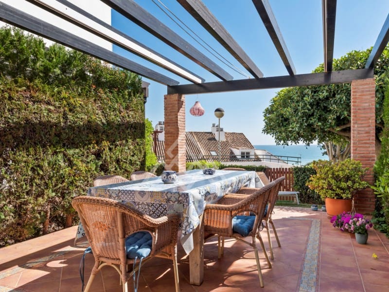 3 chambre Maison de Ville à vendre à Estepona avec piscine garage - 619 000 € (Ref: 9747788)