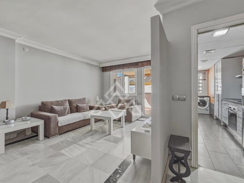 3 slaapkamer Penthouse te koop in Golden Mile met garage - € 570.000 (Ref: 9770582)