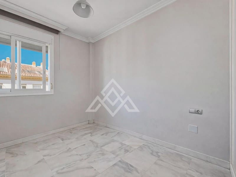 3 slaapkamer Penthouse te koop in Golden Mile met garage - € 570.000 (Ref: 9770582)