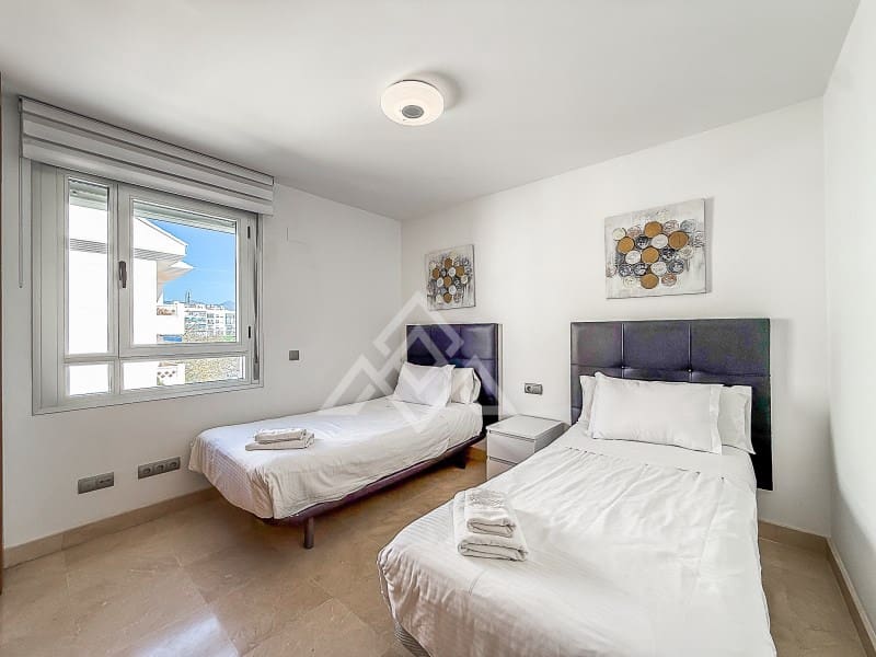 3 soveværelse Penthouse til salg i San Pedro de Alcantara med garage - € 695.000 (Ref: 9770583)