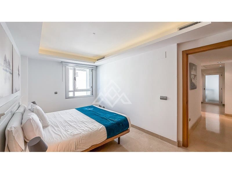 3 soveværelse Penthouse til salg i San Pedro de Alcantara med garage - € 695.000 (Ref: 9770583)