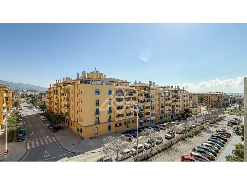 3 soveværelse Penthouse til salg i San Pedro de Alcantara med garage - € 695.000 (Ref: 9770583)