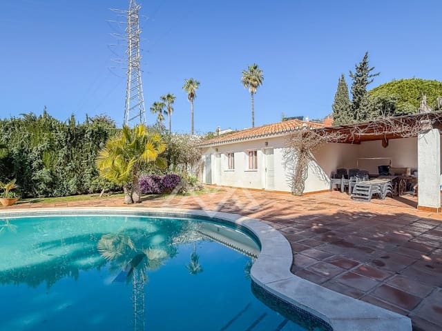 5 soverom Villa til salgs i Marbella Centro, Marbella med garasje - € 2 500 000 (Ref: 9772973)