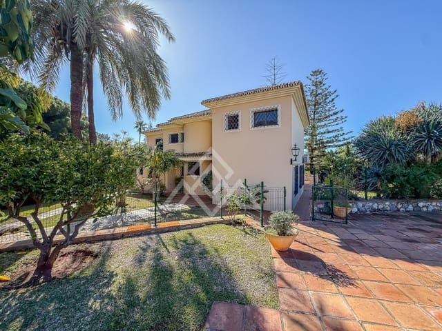 5 soverom Villa til salgs i Marbella Centro, Marbella med garasje - € 2 500 000 (Ref: 9772973)