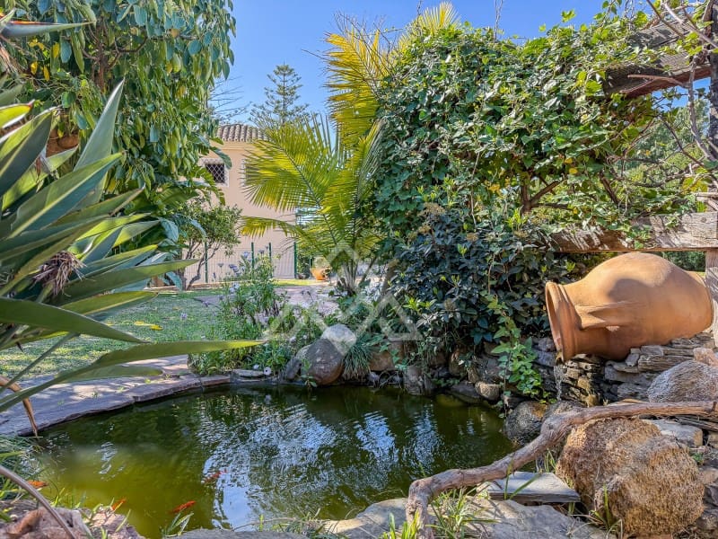 5 soverom Villa til salgs i Marbella med garasje - € 2 500 000 (Ref: 9772973)