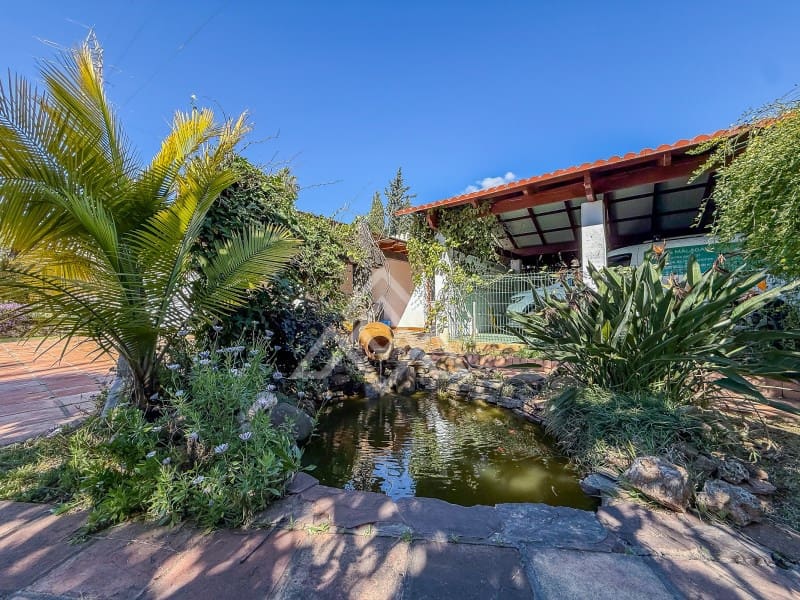 5 soverom Villa til salgs i Marbella med garasje - € 2 500 000 (Ref: 9772973)