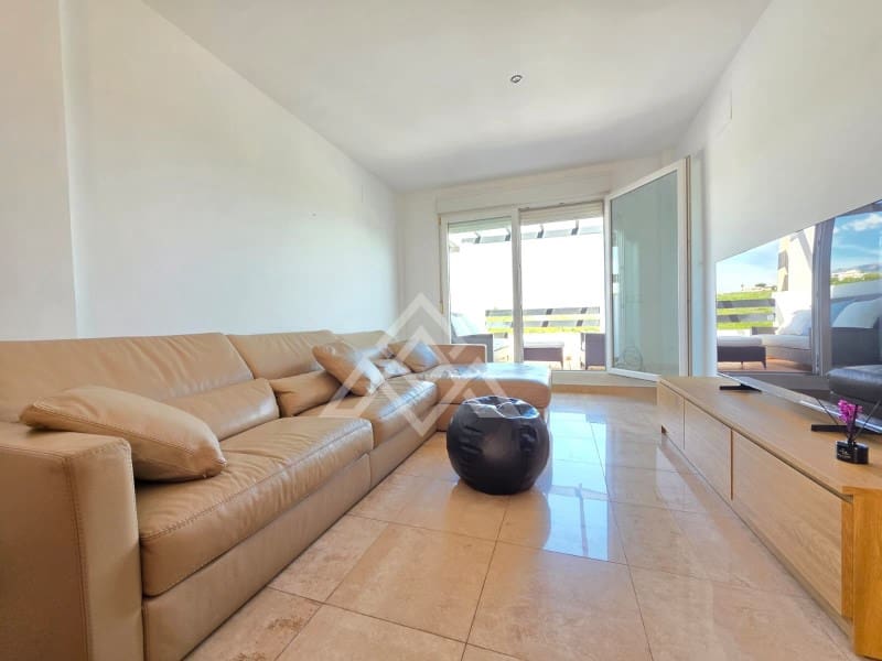 2 bedroom Apartment for rent in Manilva with pool garage - € 1,300 (Ref: 9772974)