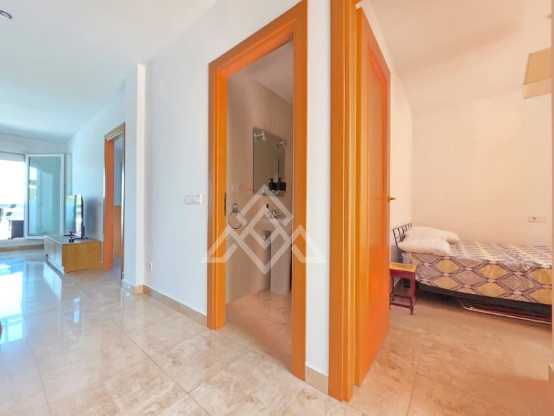 2 bedroom Apartment for rent in Manilva with pool garage - € 1,300 (Ref: 9772974)