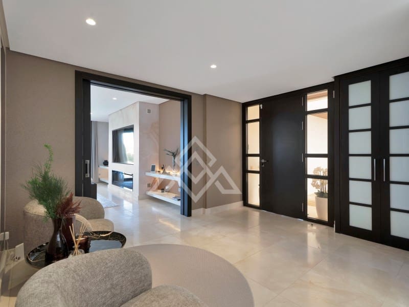 4 soveværelse Lejlighed til salg i Sotogrande med garage - € 2.690.000 (Ref: 9778032)