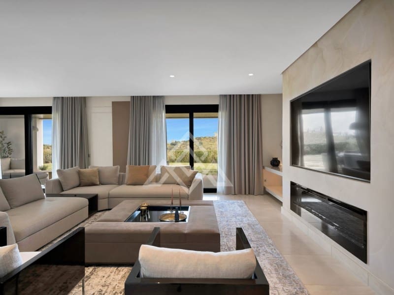 4 soveværelse Lejlighed til salg i Sotogrande med garage - € 2.690.000 (Ref: 9778032)