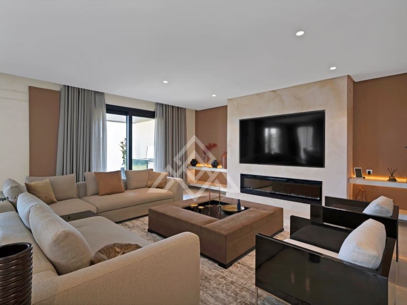 4 soveværelse Lejlighed til salg i Sotogrande med garage - € 2.690.000 (Ref: 9778032)