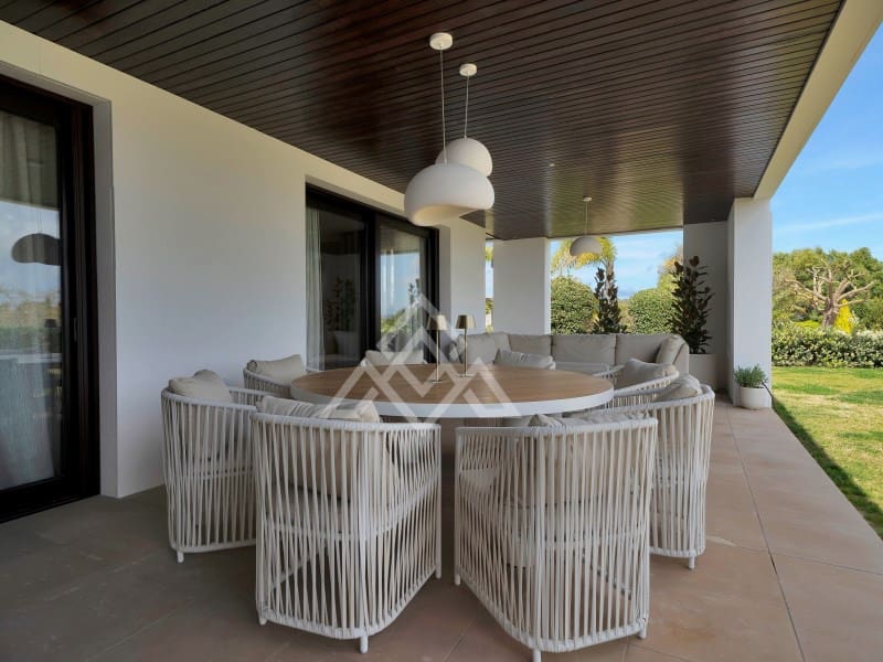 4 soveværelse Lejlighed til salg i Sotogrande med garage - € 2.690.000 (Ref: 9778032)