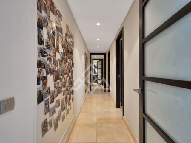 4 soveværelse Lejlighed til salg i Sotogrande Alto, San Roque med garage - € 2.690.000 (Ref: 9778032)