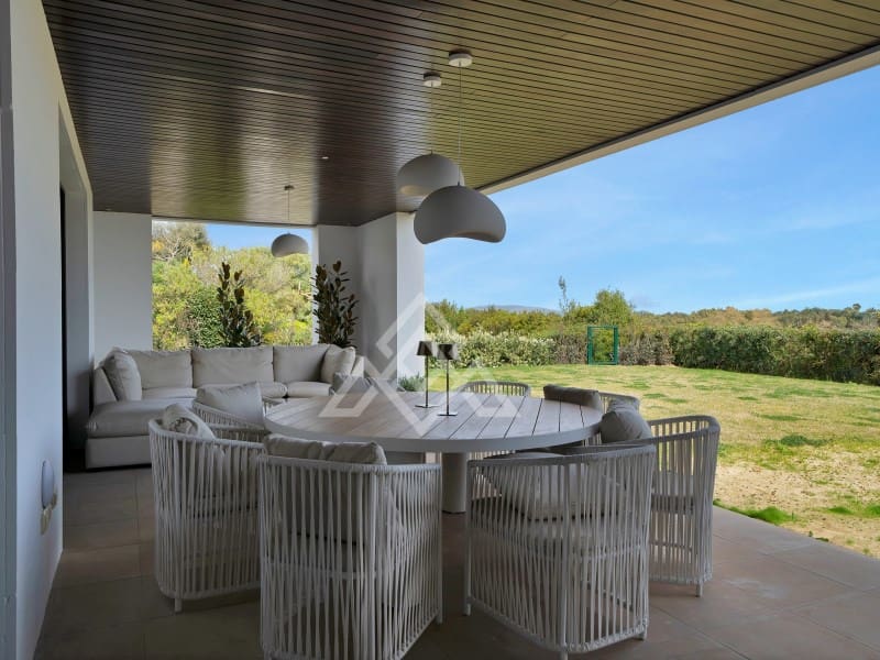 4 soveværelse Lejlighed til salg i Sotogrande med garage - € 2.690.000 (Ref: 9778032)