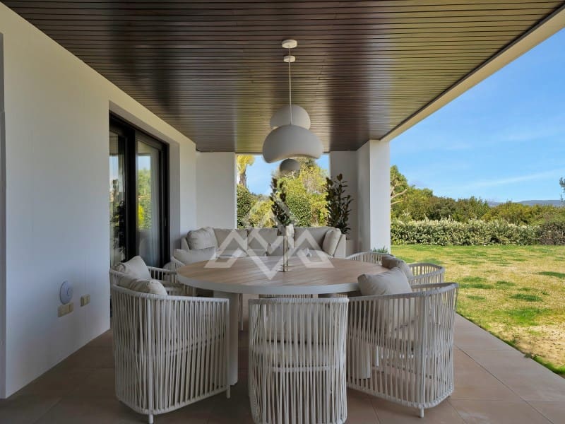 4 soveværelse Lejlighed til salg i Sotogrande med garage - € 2.690.000 (Ref: 9778032)