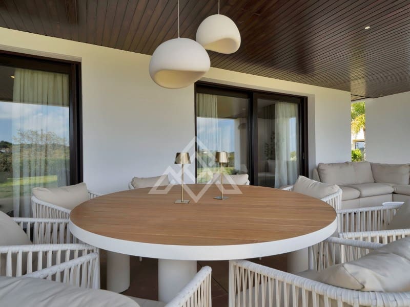 4 soveværelse Lejlighed til salg i Sotogrande med garage - € 2.690.000 (Ref: 9778032)