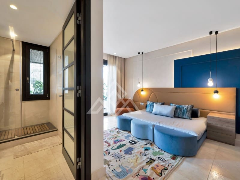 4 soveværelse Lejlighed til salg i Sotogrande med garage - € 2.690.000 (Ref: 9778032)