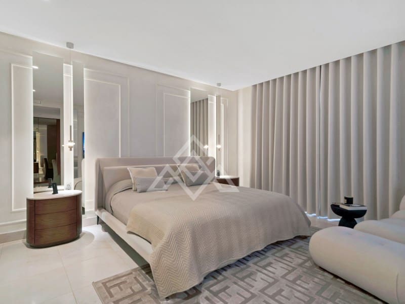 4 soveværelse Lejlighed til salg i Sotogrande med garage - € 2.690.000 (Ref: 9778032)