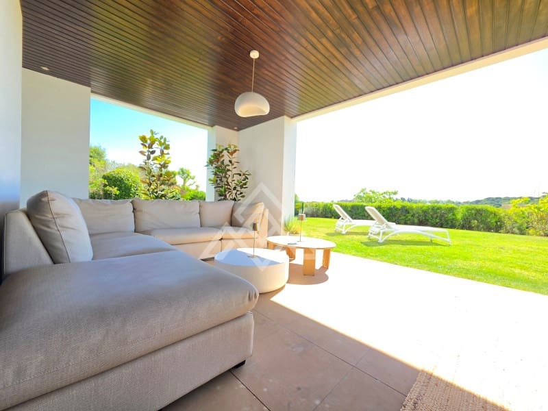 4 soverom Leilighet til salgs i Sotogrande med svømmebasseng garasje - € 2 690 000 (Ref: 9778032)
