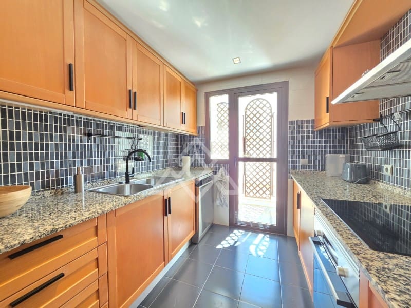 2 camera da letto Appartamento in vendita in New Golden Mile con garage - 383.000 € (Rif: 9778033)