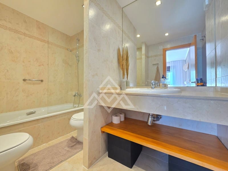 2 camera da letto Appartamento in vendita in New Golden Mile con garage - 383.000 € (Rif: 9778033)