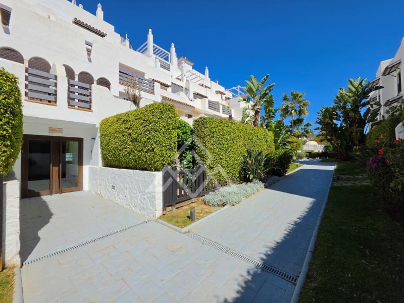 2 camera da letto Appartamento in vendita in New Golden Mile con garage - 383.000 € (Rif: 9778033)