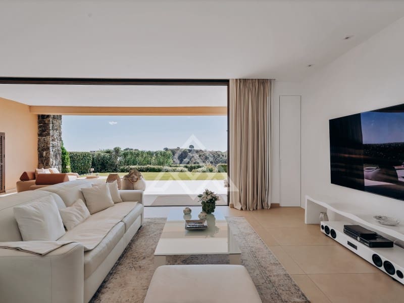 Apartamento de 3 habitaciones en El Madroñal en venta con garaje - 1.850.000 € (Ref: 9786996)