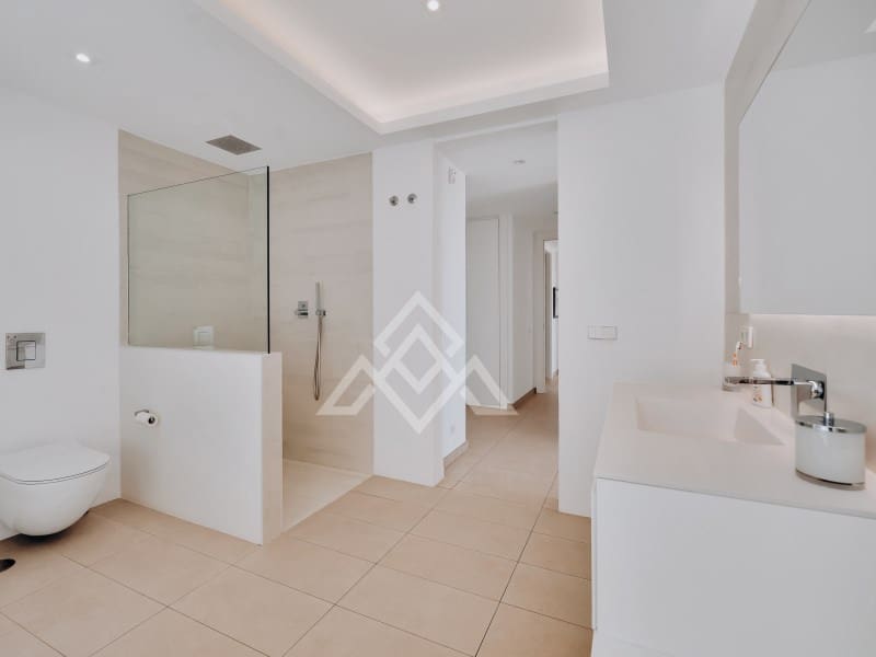 Apartamento de 3 habitaciones en El Madroñal en venta con garaje - 1.850.000 € (Ref: 9786996)