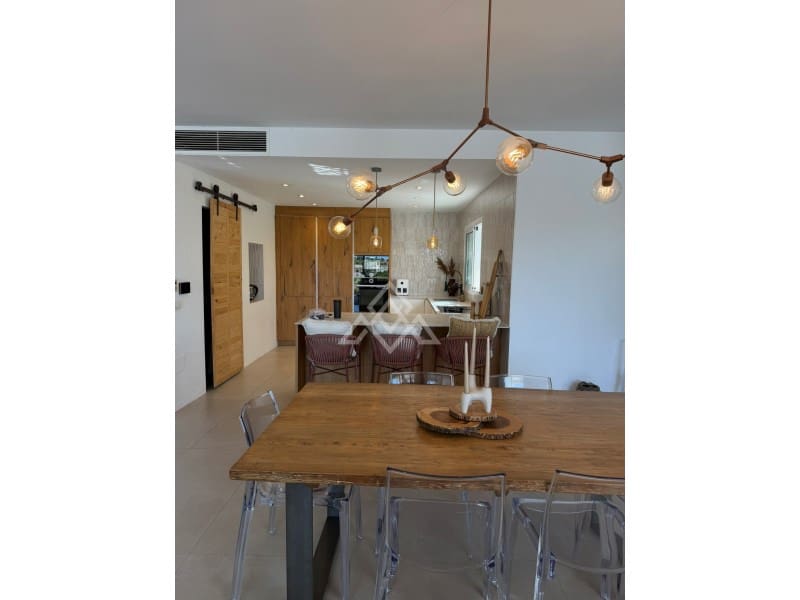 3 bedroom Villa for sale in Riviera del Sol with pool garage - € 1,300,000 (Ref: 9794516)