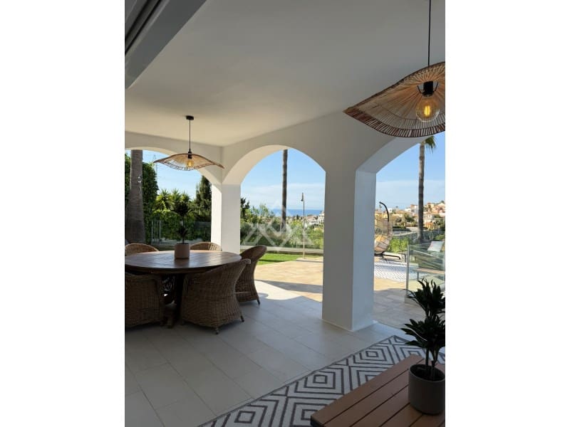 3 bedroom Villa for sale in Riviera del Sol with pool garage - € 1,300,000 (Ref: 9794516)