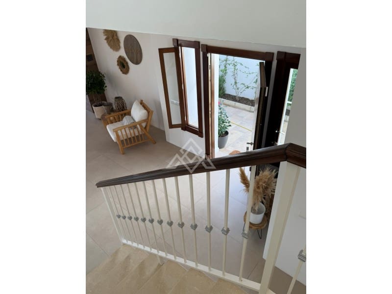 3 bedroom Villa for sale in Riviera del Sol with pool garage - € 1,300,000 (Ref: 9794516)