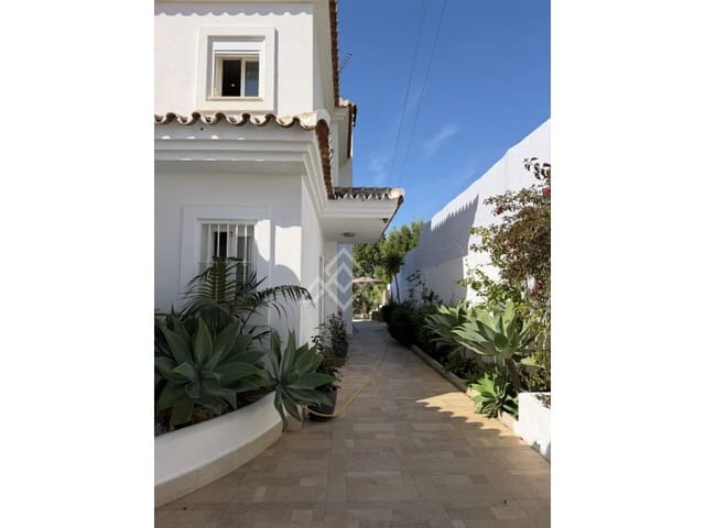 3 bedroom Villa for sale in Riviera del Sol, Mijas with pool garage - € 1,300,000 (Ref: 9794516)