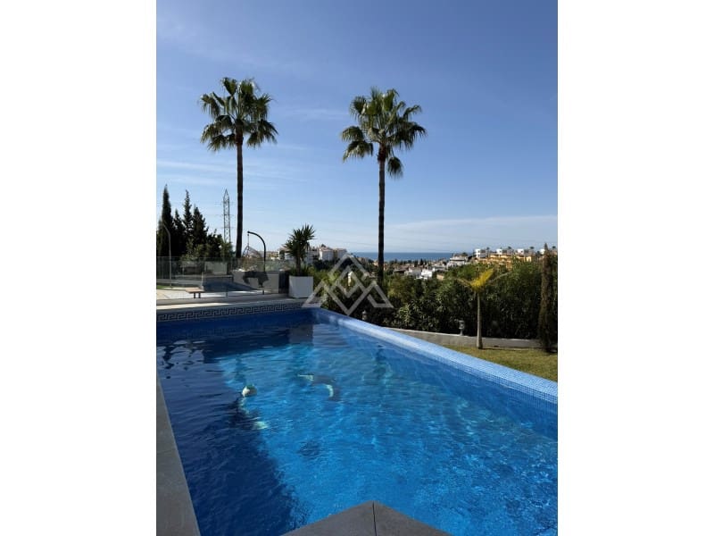 3 bedroom Villa for sale in Riviera del Sol with pool garage - € 1,300,000 (Ref: 9794516)