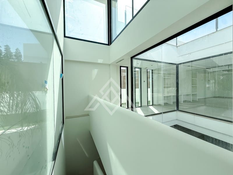 6 sypialnia Willa na sprzedaż w Mijas Costa z basenem garażem - 2 548 000 € (Ref: 9799158)