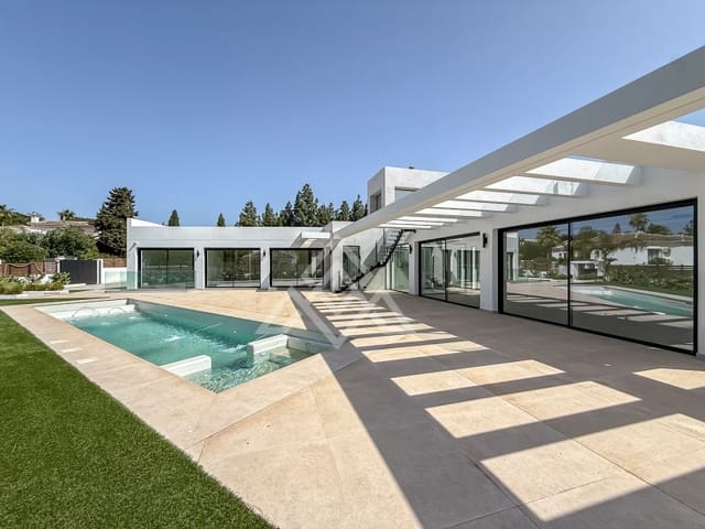 6 sypialnia Willa na sprzedaż w El Faro de Calaburra - Chaparral, Mijas z basenem garażem - 2 548 000 € (Ref: 9799158)