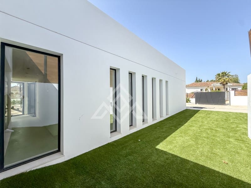 6 sypialnia Willa na sprzedaż w Mijas Costa z basenem garażem - 2 548 000 € (Ref: 9799158)