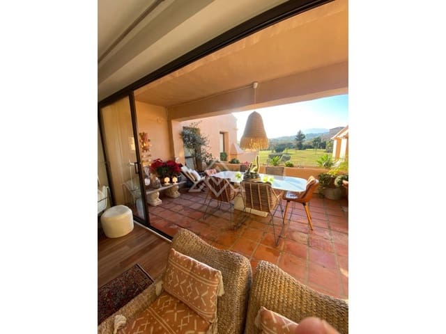 3 makuuhuone Kattohuoneisto myytävänä paikassa Benamara - Atalaya, Estepona mukana uima-altaan 
autotalli - 835 000 € (Ref: 9804237)