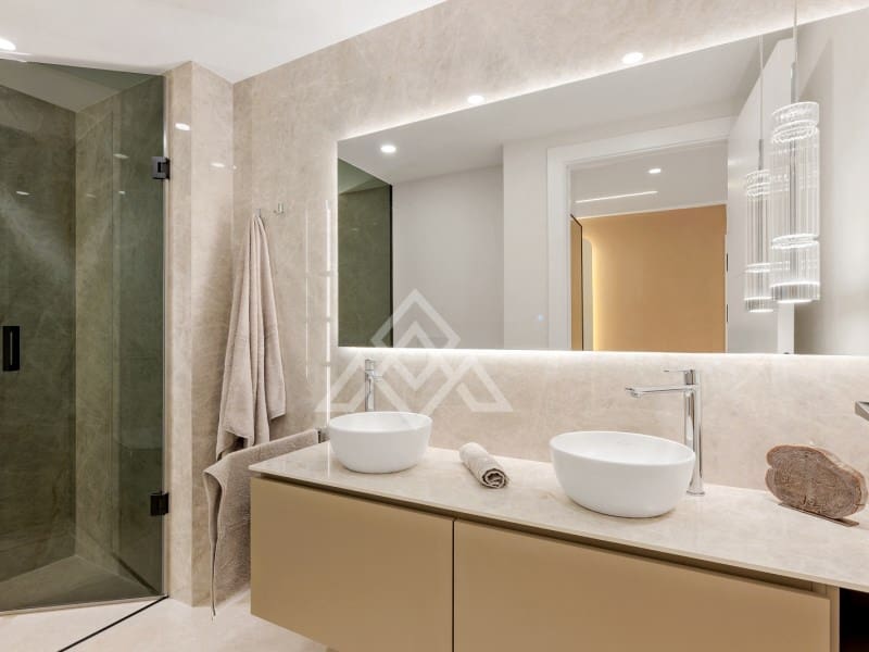 3 quarto Apartamento para venda em New Golden Mile com piscina garagem - 1 495 000 € (Ref: 9804238)